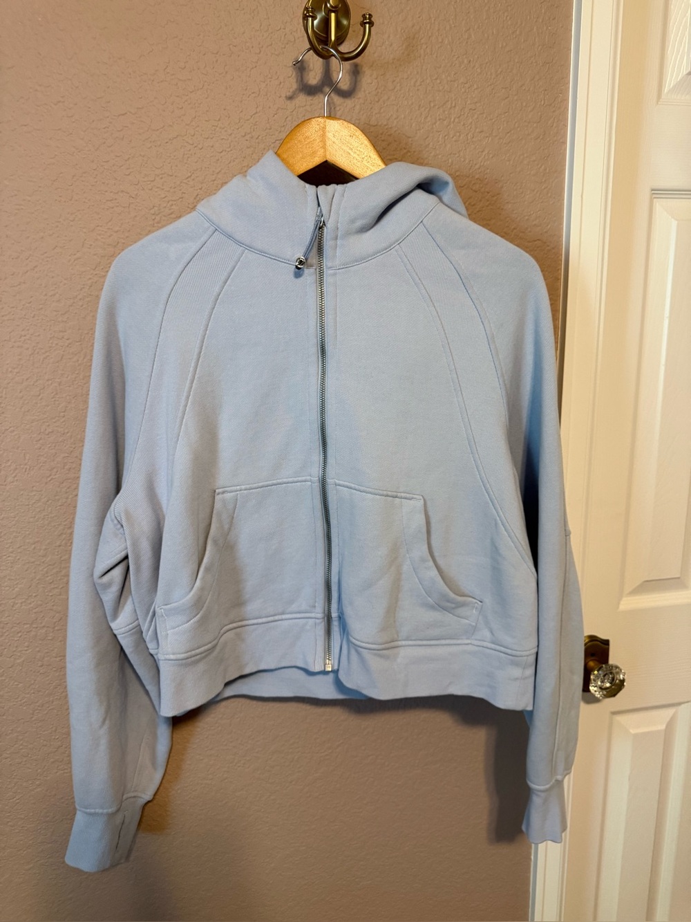 Lululemon Light Blue Women's Hooded Zip Jacket